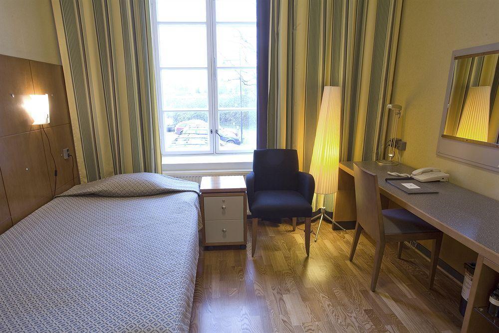 Hotel Lasaretti Оулу Экстерьер фото